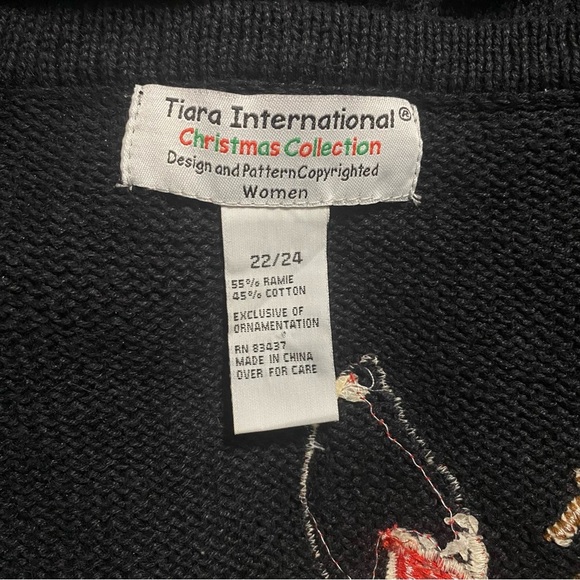 Tiara International Christmas Collection Black Red Bird Cardigan Sweater - Picture 4 of 4